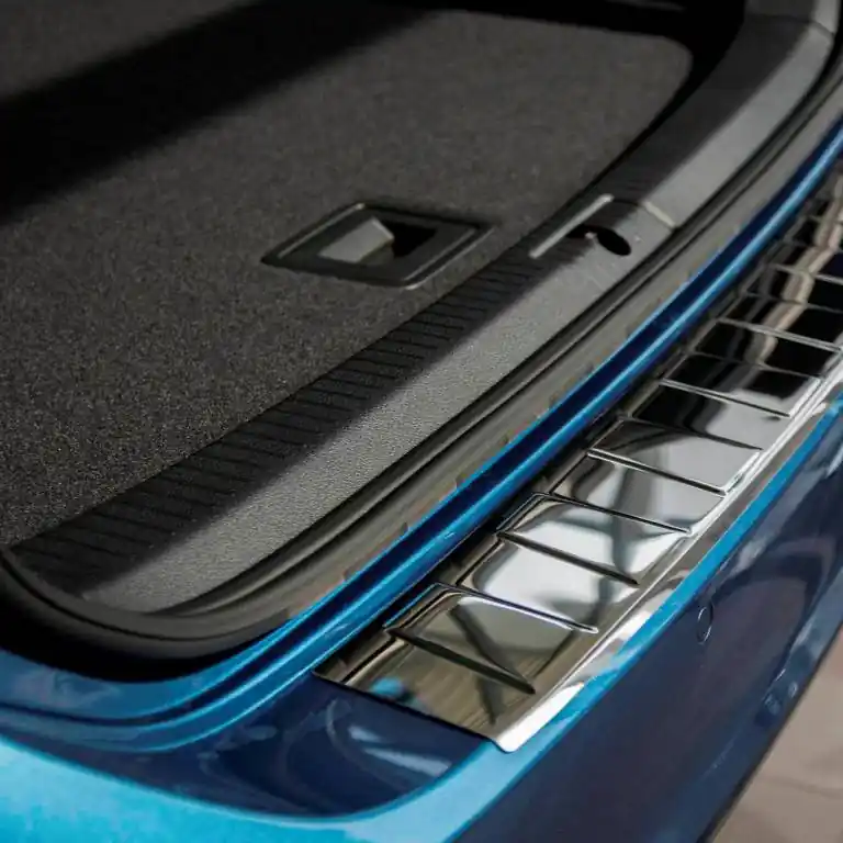 Nerezový kryt prahu pátých dveří Ford S-MAX I (2006 - 2015) - 5 dveřový model - Croni Horká Nabídka