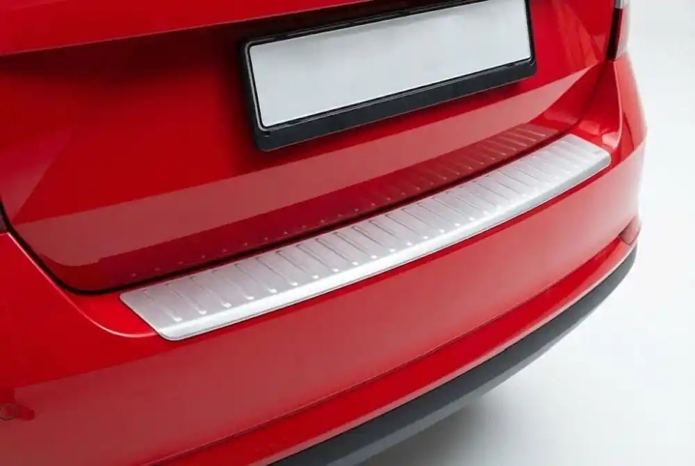 Koupit Online Plastový kryt prahu kufru Škoda Rapid Liftback (2012 - 2019) stříbrný - Milotec