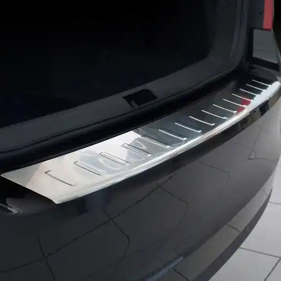 Nerezový kryt prahu zadních dveří Škoda Octavia III Liftback (2012 - 2019) - Avisa 2/35770 Víkendová Akce