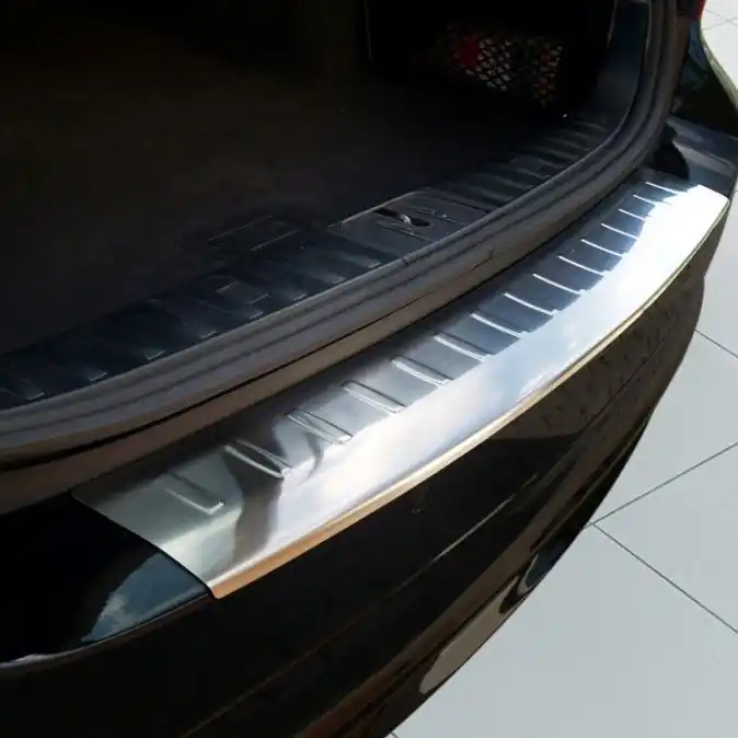 Must-Have Nerezový kryt prahu zadních dveří BMW 3 E91 Combi Facelift (2008 - 2012) - Avisa 2/35745